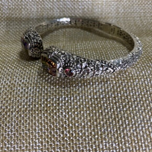 Sarda Tip-to-Tip Bracelet Lucky Stone Cubic Zirconia & Pale Plum™ Mystic Topaz - Picture 3 of 5